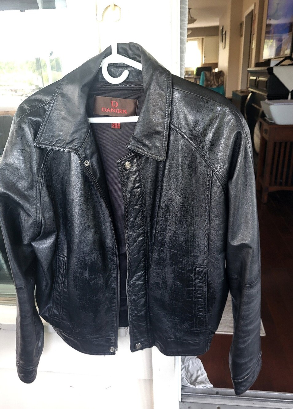 Men's Danier Black Leather Jacket - Classic Zip Front Size Medium